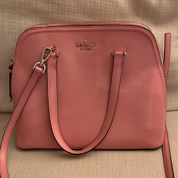 kate spade Handbags - Good as new Kate spade pink purse